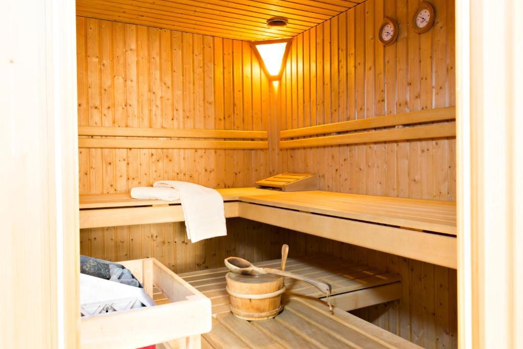 Quadratscha Alpenhotel Samedan Extérieur photo