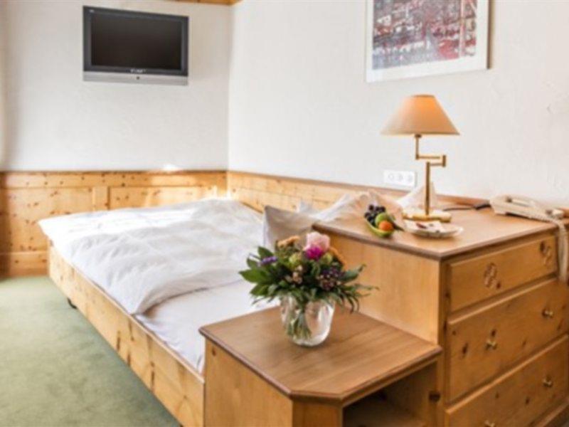 Quadratscha Alpenhotel Samedan Extérieur photo