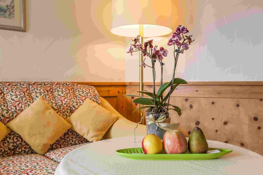 Quadratscha Alpenhotel Samedan Extérieur photo